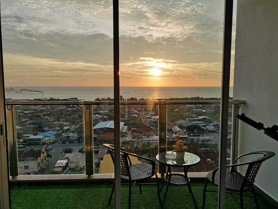 Sekinchan Seaview Homestay 7 High View المظهر الخارجي الصورة
